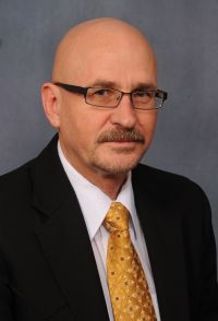 Dr. Robert S. Nelsen 