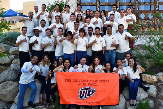 UTEP students in Guadalajara