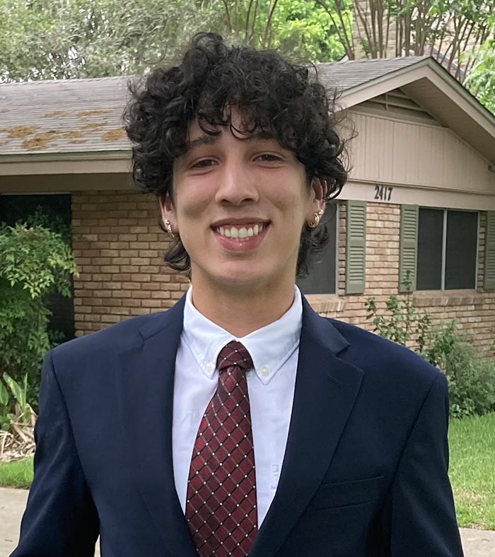 Elijah Echevarria – UT Austin