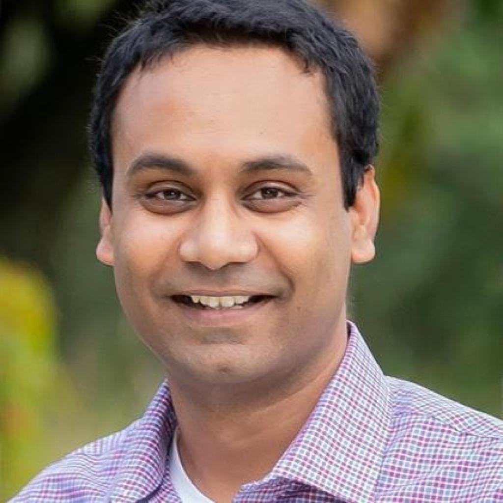 Raghu Kolli Headshot