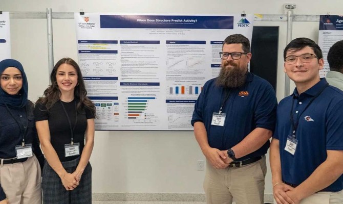 Yomna Elgamal, Dominica Peri, Joel Fry and Guillermo Garza presented their work conducted with the U.S. Army Forensic Toxicology Program at the Summer Symposium